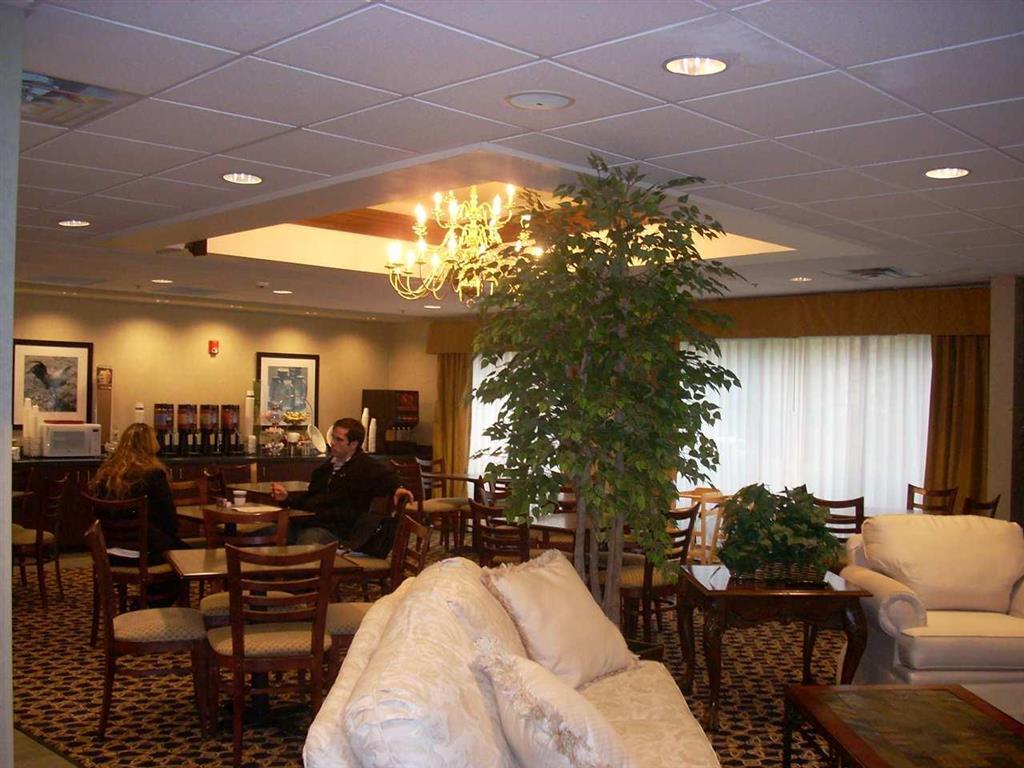 Wingate By Wyndham Buckhannon Restaurante foto